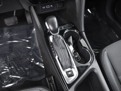 Used 2022 Buick Encore GX Select image 22