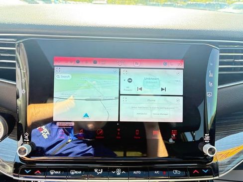 Used 2022 Jeep Wagoneer Series III w/ Premium Group I image 14