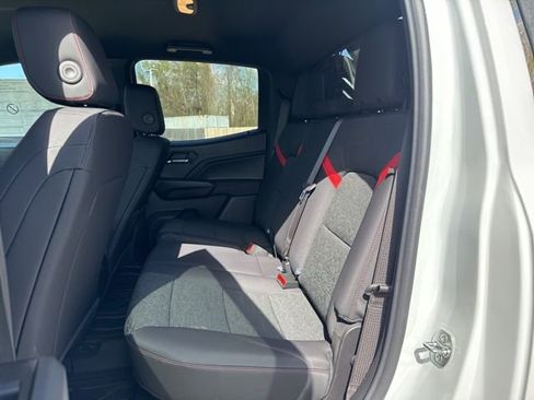 New 2025 Chevrolet Colorado Z71 w/ Midnight Edition image 16