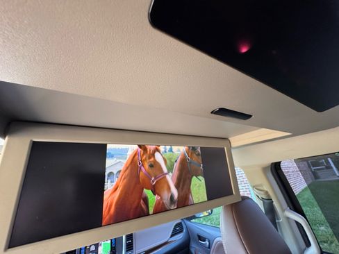 Used 2017 Toyota Sienna Limited Premium image 39