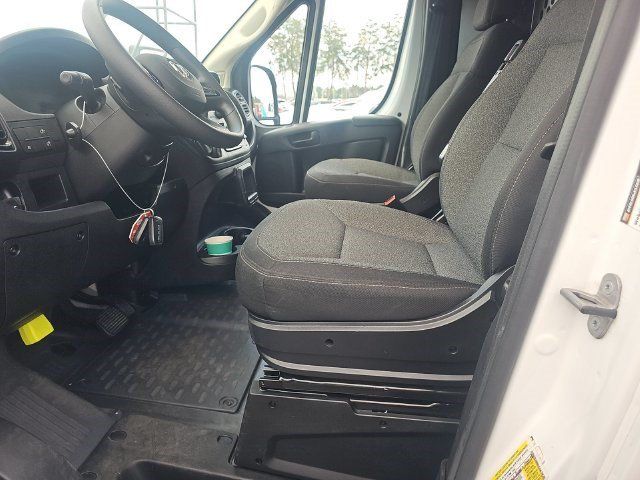 Used 2025 RAM ProMaster 2500 w/ U-Haul Equipment Group FWD image 5