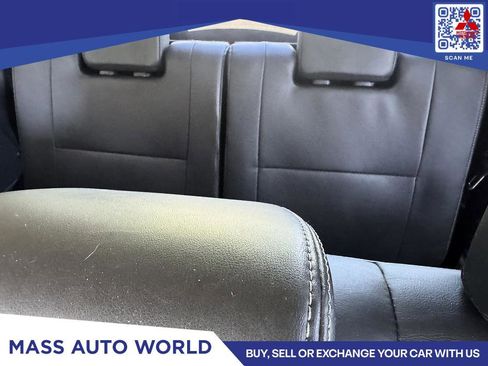 Used 2019 Mitsubishi Outlander SEL AWD/4WD image 6