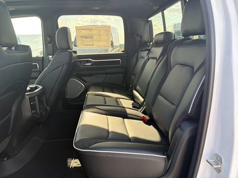 New 2026 RAM 1500 Laramie AWD/4WD image 47