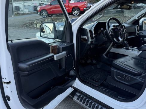 Used 2017 Ford F150 Lariat w/ Equipment Group 502A Luxury image 26