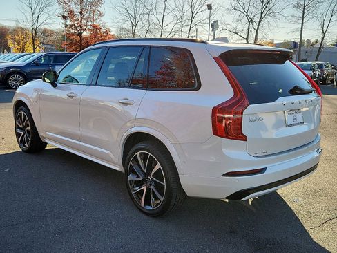 Certified 2023 Volvo XC90 T8 Plus w/ Protection Package Premier image 4