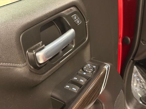Used 2021 Chevrolet Silverado 1500 LT w/ Bed Protection Package RWD image 15