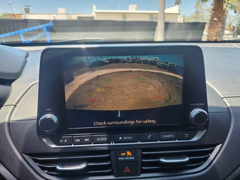 Used 2019 Nissan Altima 2.5 SV FWD image 25