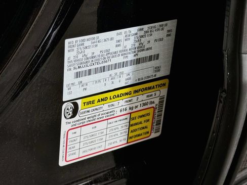 Used 2026 Lincoln Navigator L Reserve AWD/4WD image 39
