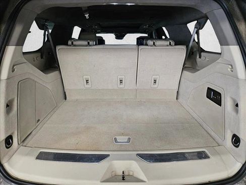 Used 2021 Cadillac Escalade ESV Premium Luxury Platinum image 20