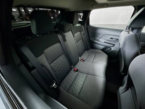 New 2026 Nissan Kicks SV image 23