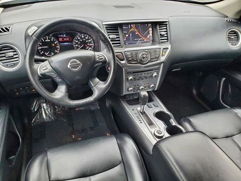 Used 2020 Nissan Pathfinder SL image 15