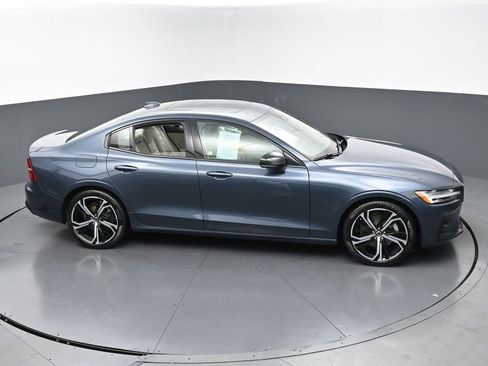Used 2024 Volvo S60 B5 Ultimate AWD/4WD image 40
