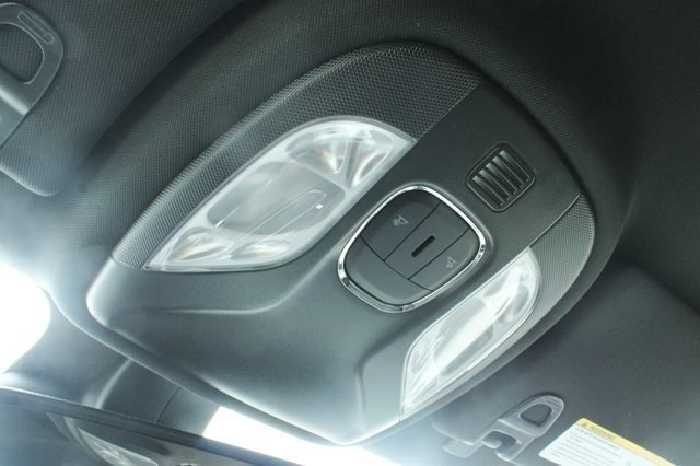 Used 2025 Jeep Compass Limited AWD/4WD image 22