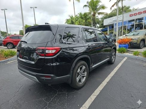 Used 2023 Honda Pilot EX-L image 2
