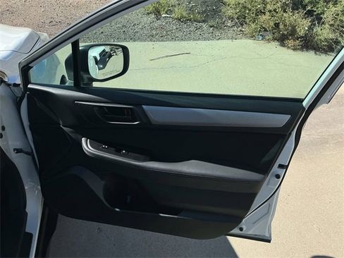 Used 2018 Subaru Outback 2.5i image 24