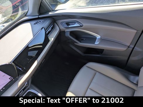 Certified 2025 Audi Q5 Premium w/ Convenience Package image 19