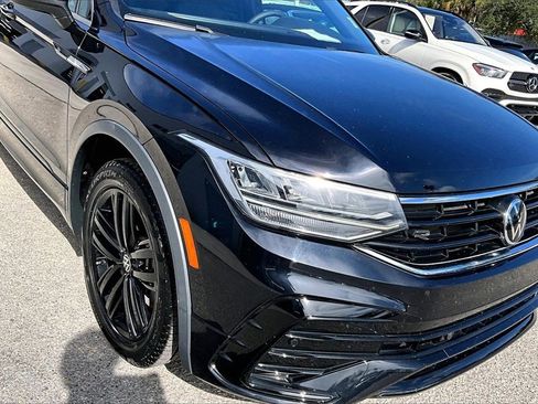 Certified 2022 Volkswagen Tiguan SE R-Line image 12