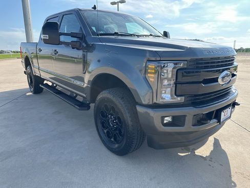 Used 2019 Ford F250 Lariat w/ Lariat Ultimate Package image 7