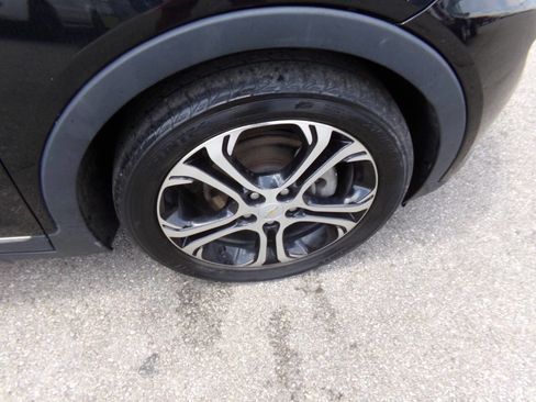 Used 2020 Chevrolet Bolt Premier image 48