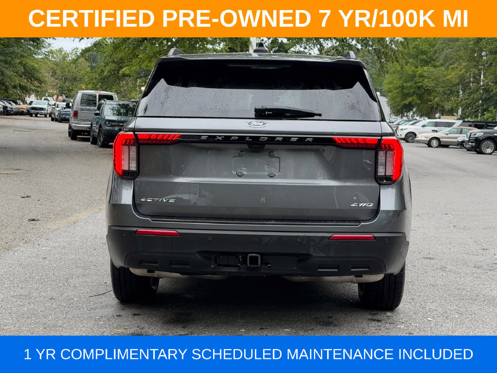 Used 2025 Ford Explorer Active AWD/4WD image 7