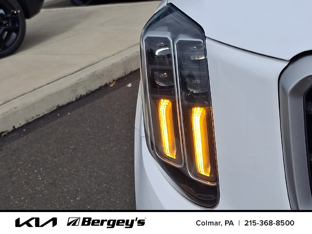 Certified 2024 Kia Telluride S w/ S Sunroof Package AWD/4WD image 11