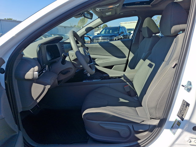 Certified 2026 Hyundai Elantra SEL Sport FWD image 13