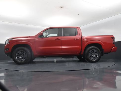 Certified 2025 Nissan Frontier SV w/ SV Convenience Package image 24