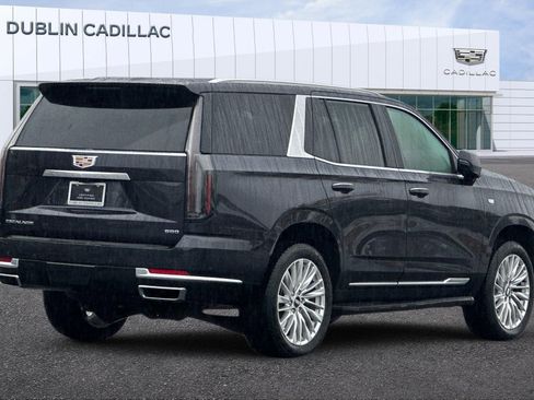 Certified 2025 Cadillac Escalade Premium Luxury image 4