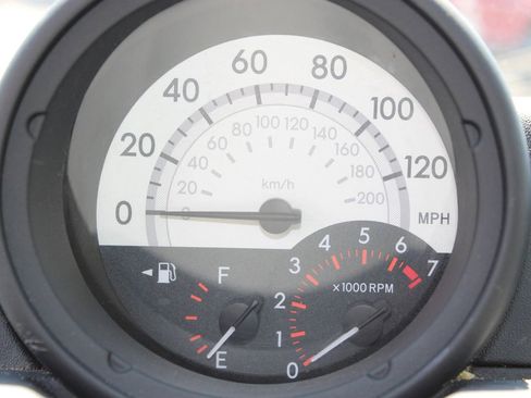 Used 2005 Scion xB image 29