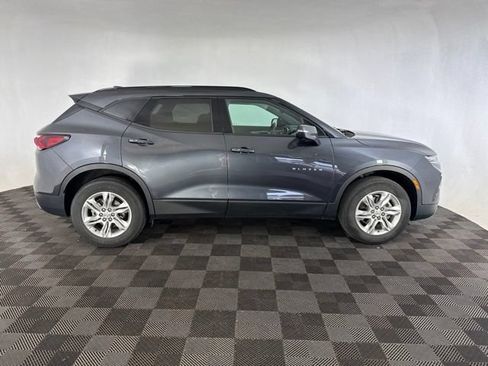 Used 2022 Chevrolet Blazer LT FWD image 5