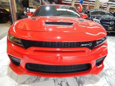 Used 2022 Dodge Charger SRT Hellcat image 2