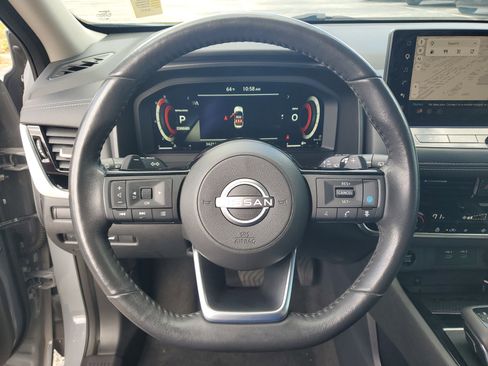 Certified 2024 Nissan Rogue SL image 17