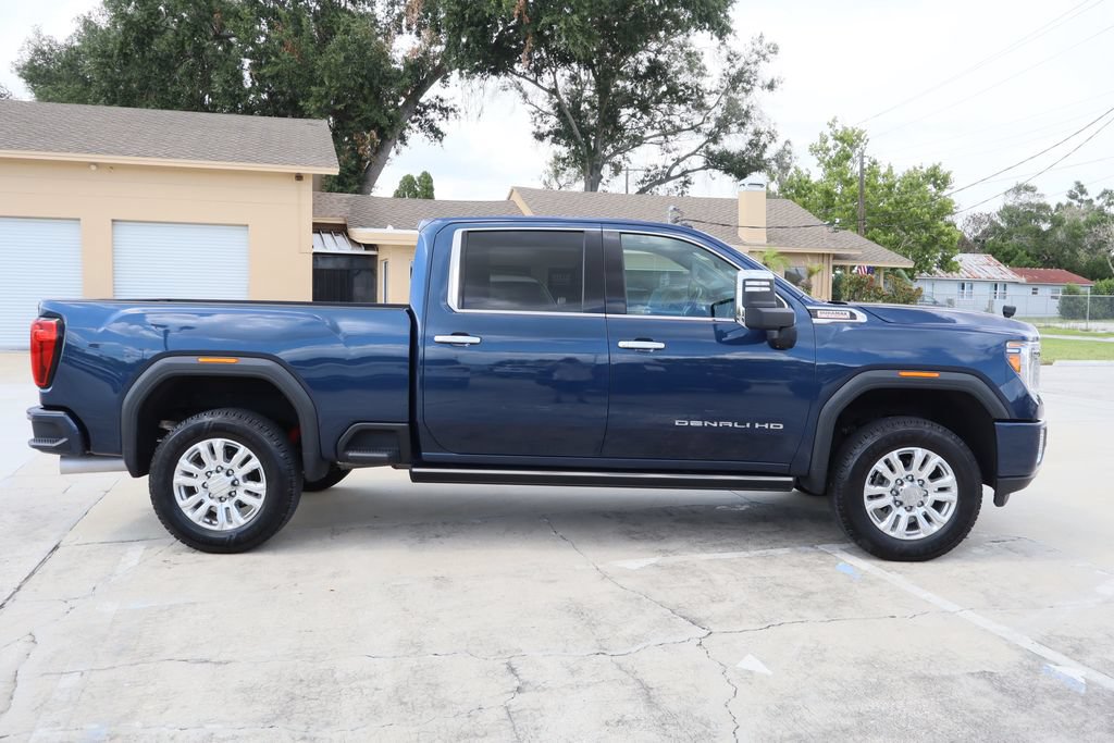 Used 2021 GMC Sierra 2500 Denali w/ Denali Ultimate Package AWD/4WD image 10