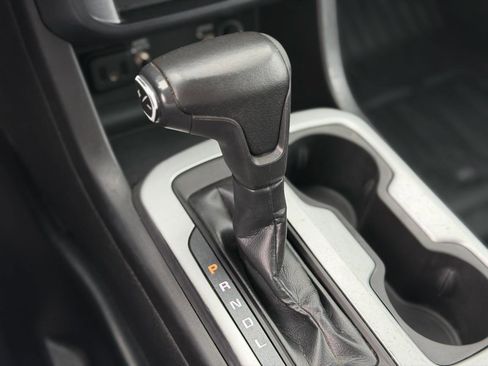 Used 2021 Chevrolet Colorado LT w/ Fleet Safety Package image 21