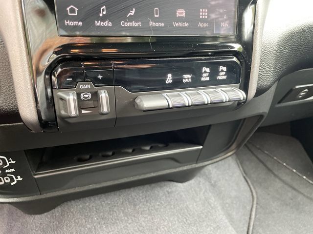 Used 2026 RAM 2500 Big Horn AWD/4WD image 34