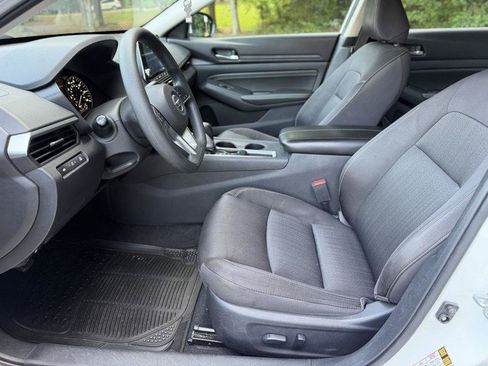 Used 2019 Nissan Altima 2.5 S FWD image 11