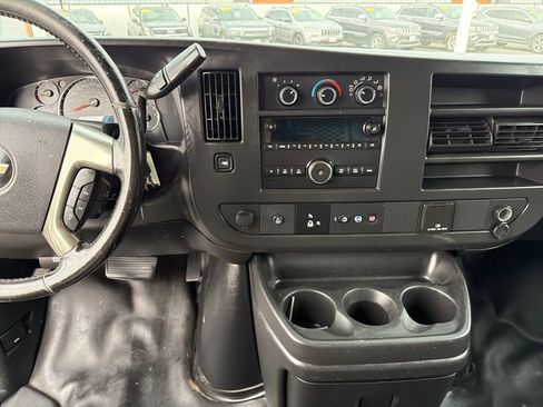 Used 2019 Chevrolet Express 2500 w/ Driver Convenience Package RWD image 16