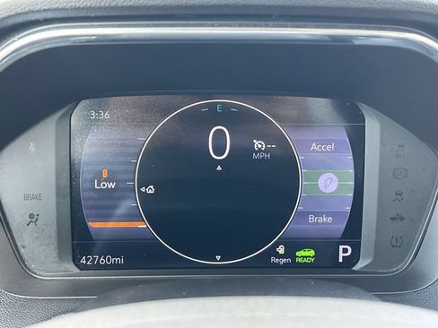 Used 2023 Chevrolet Bolt EUV LT w/ Driver Confidence Package FWD image 25