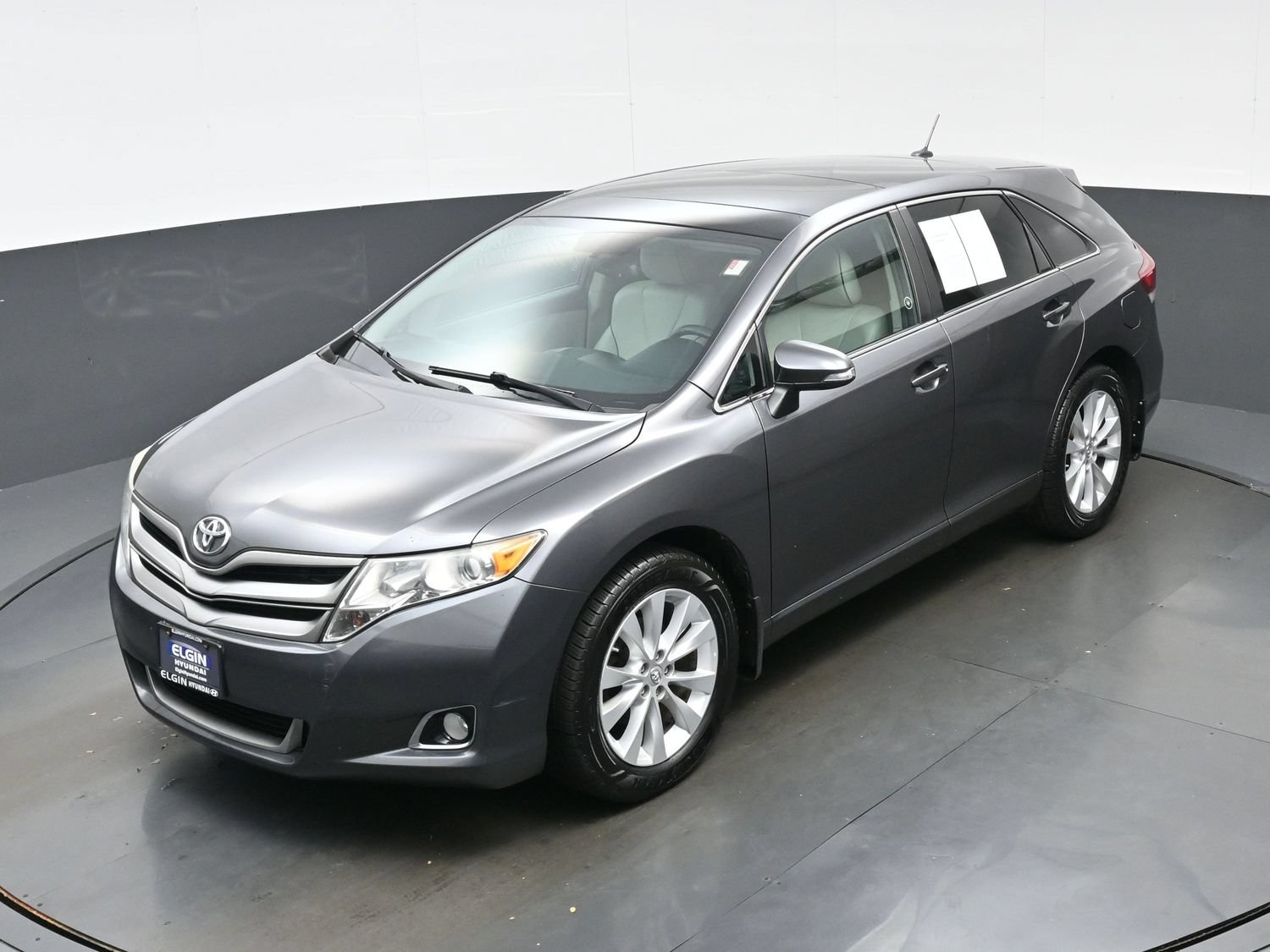 Used 2014 Toyota Venza XLE FWD image 32