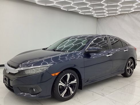 Used 2017 Honda Civic Touring image 6