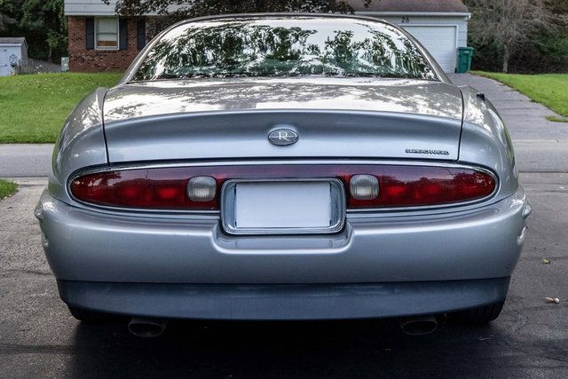 Used 1999 Buick Riviera Supercharged Coupe FWD image 7
