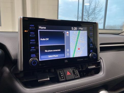 Used 2021 Toyota RAV4 Limited image 26