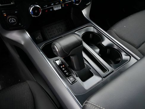 Used 2025 Ford F150 XLT w/ Equipment Group 302A MID image 23