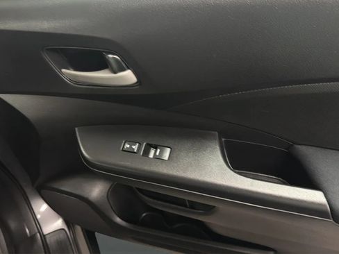 Used 2016 Honda CR-V SE image 18
