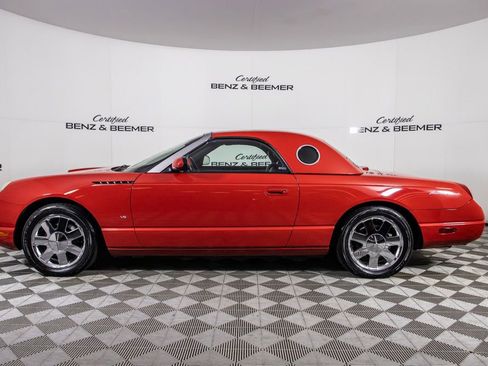 Used 2003 Ford Thunderbird image 10
