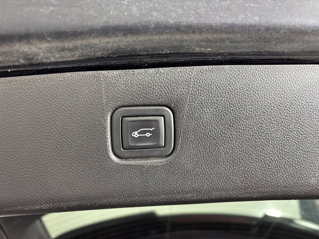 Used 2023 Chevrolet Blazer LT w/ LPO, Floor Liner Package AWD/4WD image 10