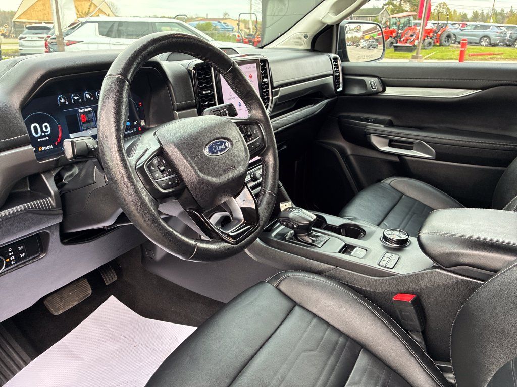 Used 2024 Ford Ranger Lariat w/ FX4 Off-Road Package AWD/4WD image 16