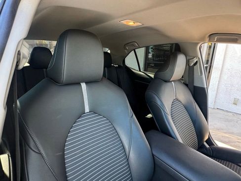 Used 2024 Toyota Camry SE image 24