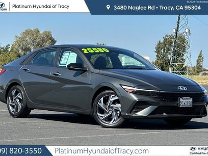 Used 2025 Hyundai Elantra Sport w/ Cargo Package