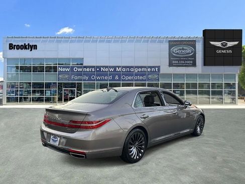Used 2020 Genesis G90 3.3T Premium image 4